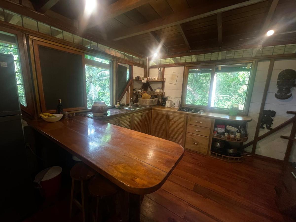 Caoni Riverside Lodge Puerto Quito Exterior photo
